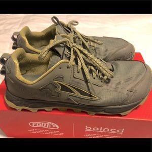 Altra Lone Peak 4.5